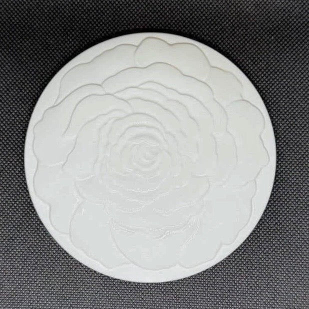 Villeroy & Boch Gallery lidded bowl with rose – Bone China