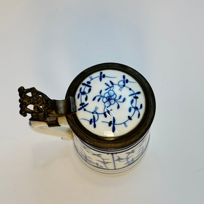 Lithophane ølkrus i porcelæn med tinlåg, 1930-40'erne