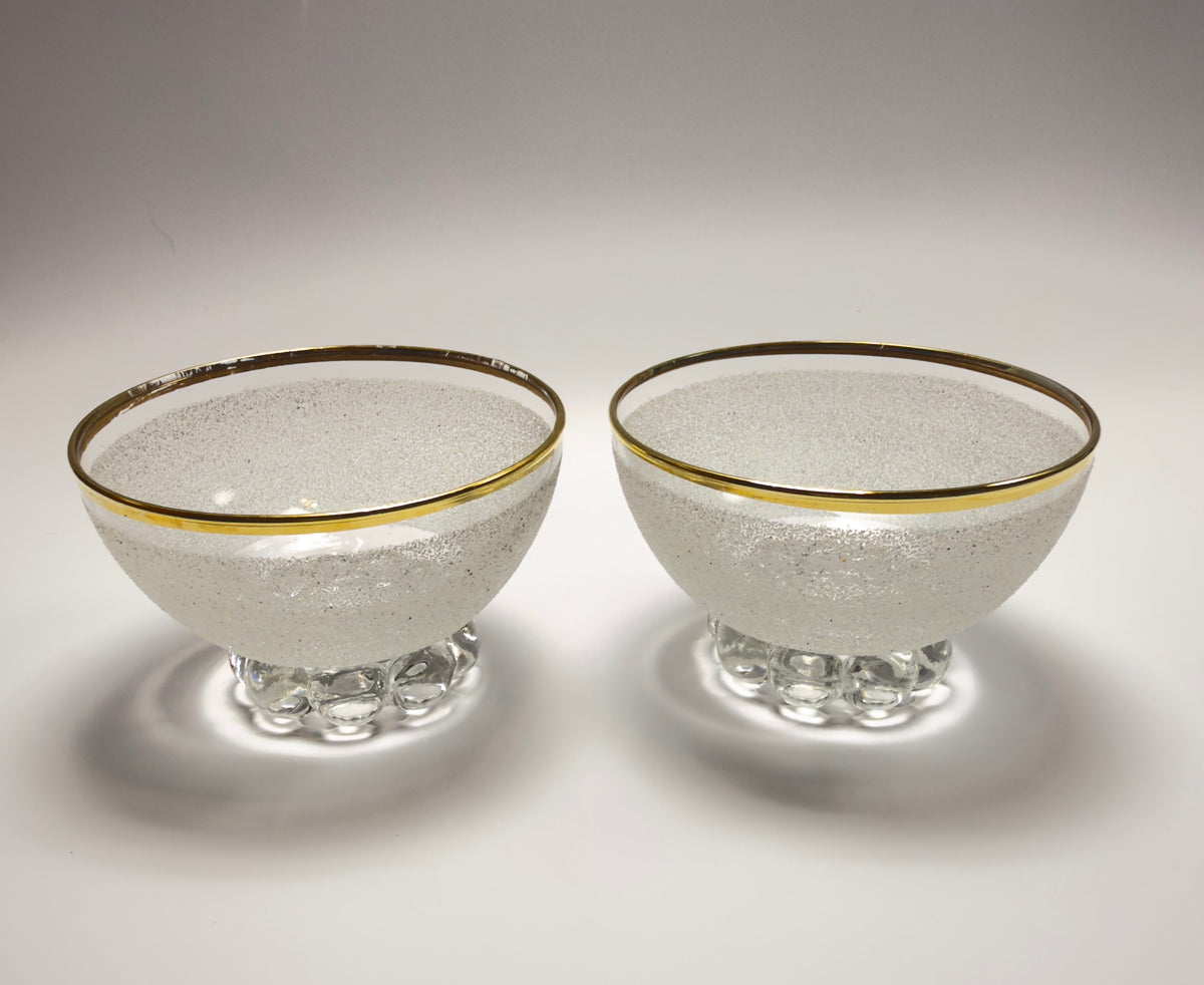 Coupe glass set with rough granulated glass surface and gold edge