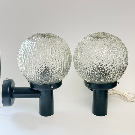 2 vintage udendørs væglamper – E.S. Horn Ice Ball - Frøken Lilly