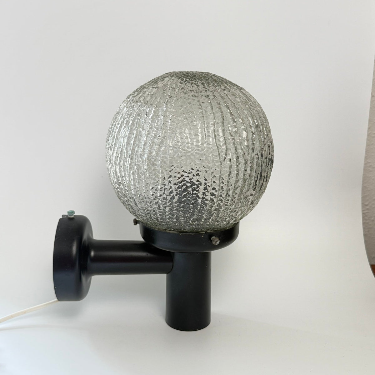 2 vintage udendørs væglamper – E.S. Horn Ice Ball - Frøken Lilly