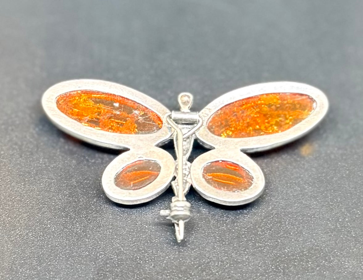Brooch in 925 silver with Baltic amber - butterfly, vintage