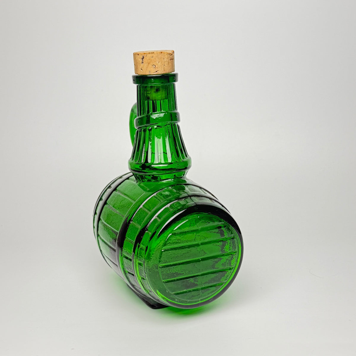 Belgian vintage green glass carafe – barrel-shaped