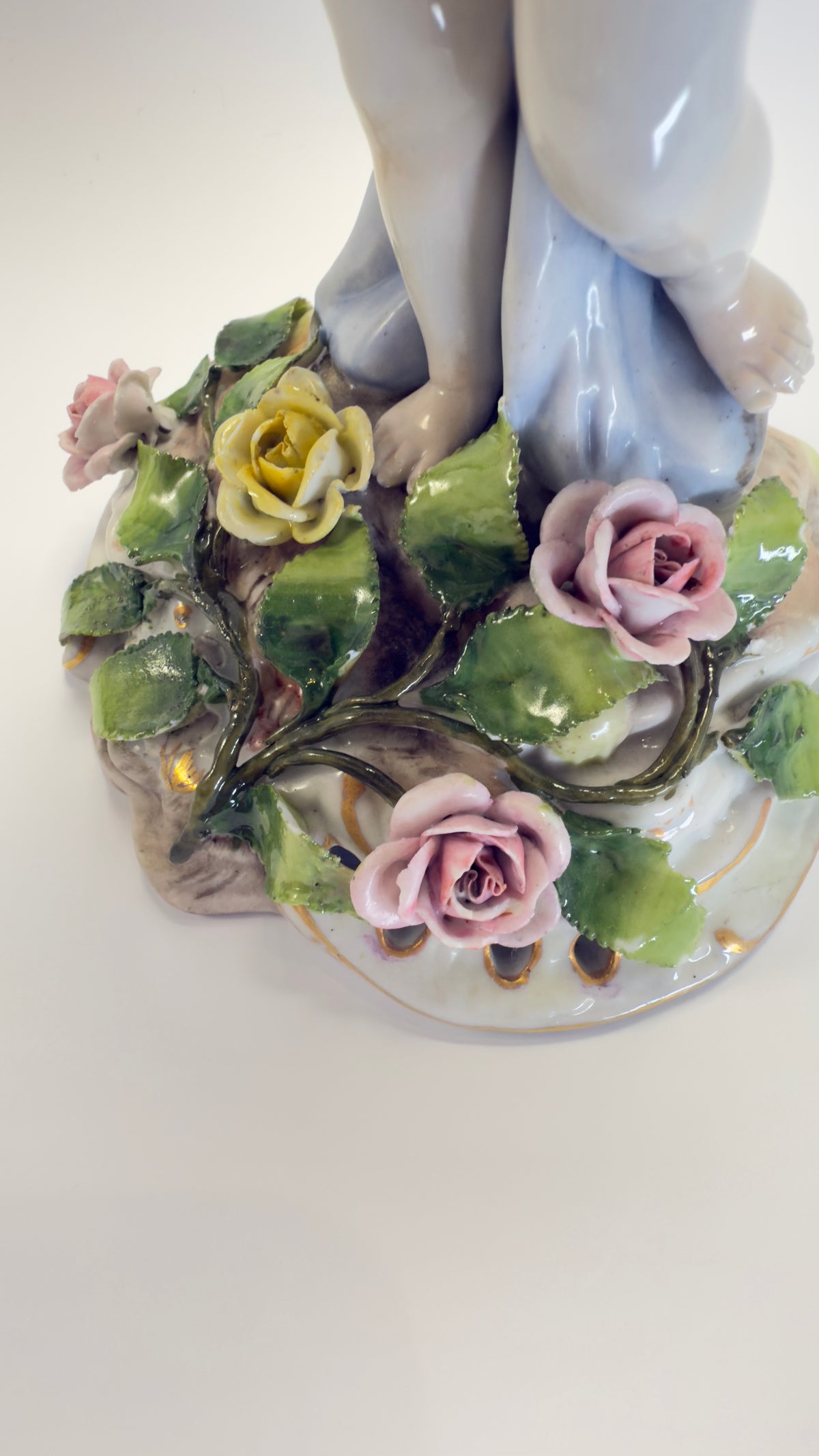 Von Schierholz antique porcelain figurine – circa 1885–1900, Germany