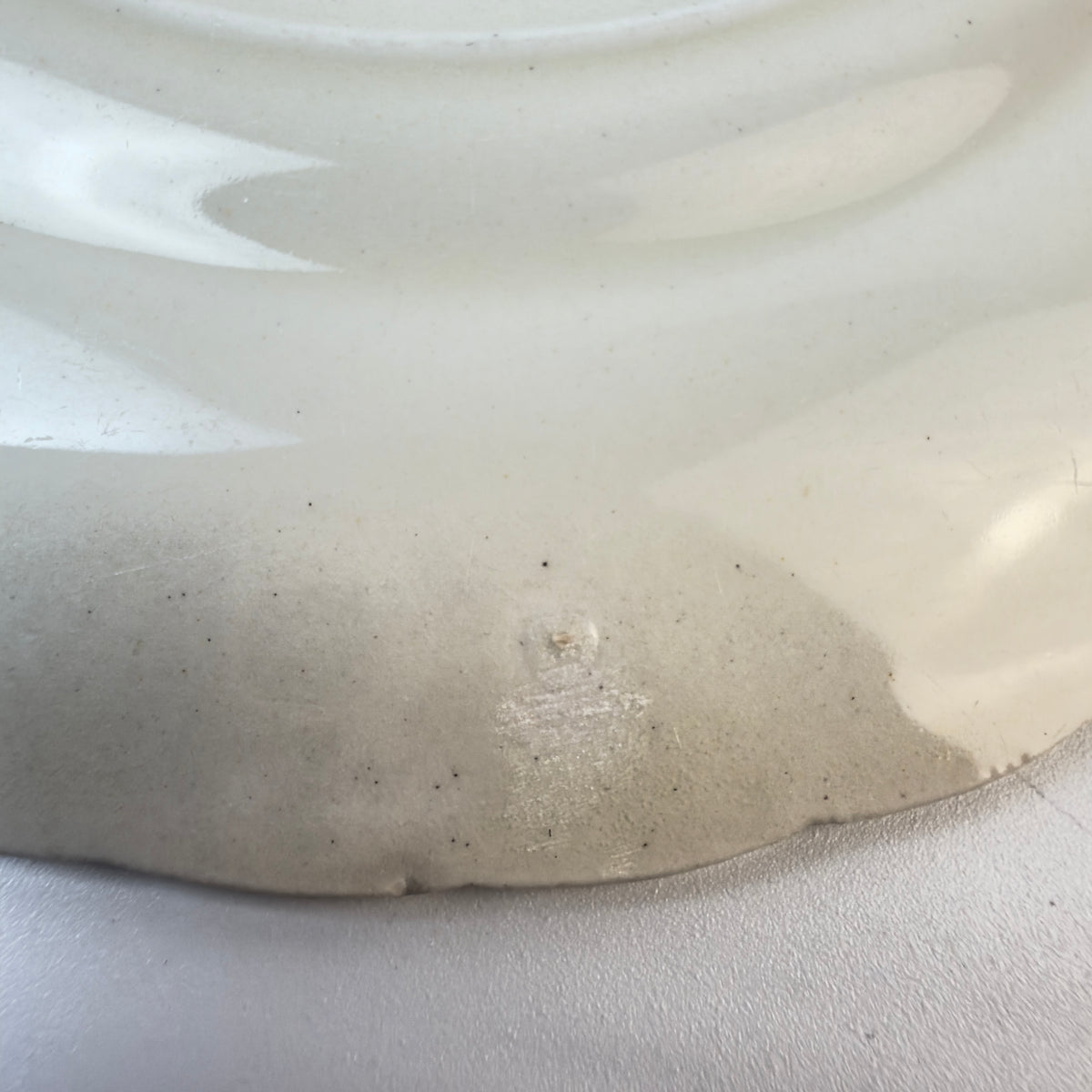 Grindley Cream Petal earthenware dessert plates