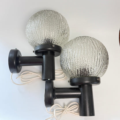 2 vintage outdoor wall lights – E.S. Horn Ice Ball
