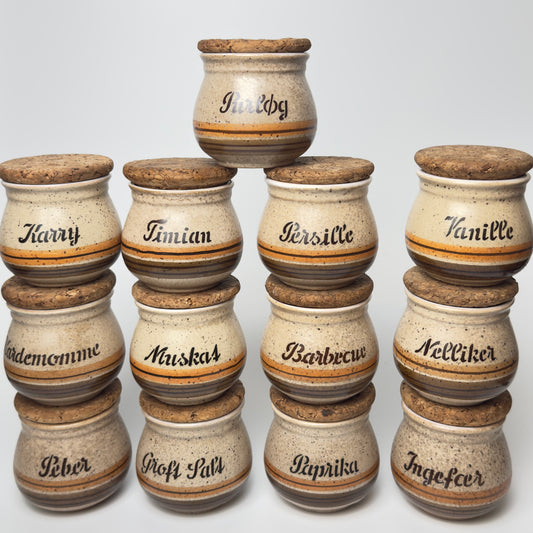 Henrik Fog stoneware spice jars with cork lids – Danish ceramics