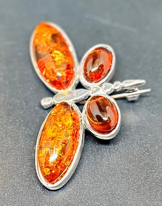 Brooch in 925 silver with Baltic amber - butterfly, vintage