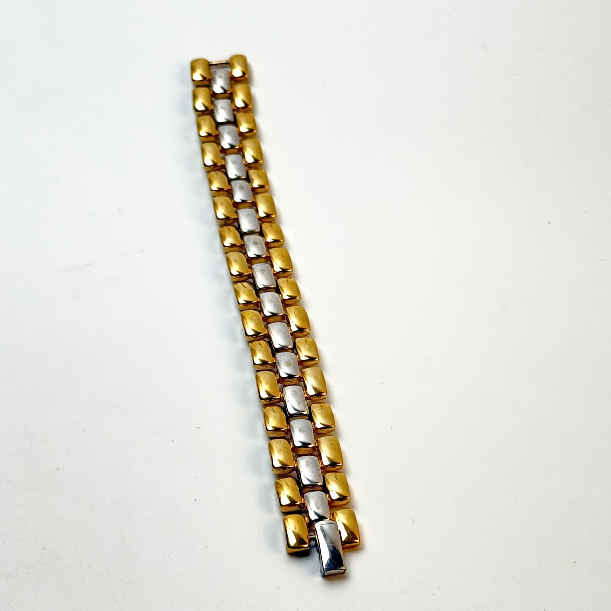 Vintage tofarvet armbånd i guld- og sølvfarvet metal