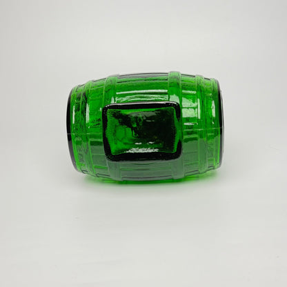 Belgisk vintage karaffel i grønt glas – tøndeform - Frøken Lilly